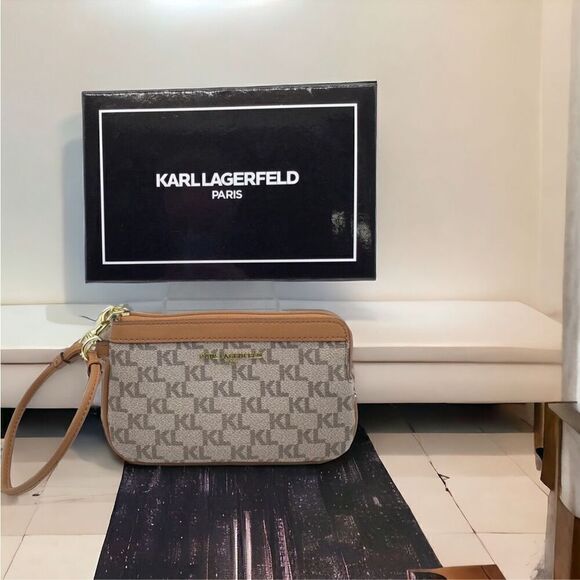 Karl Lagerfeld Paris Textured Faux Leather Wristlet Gold Tone Logo NIB - Picture 1 of 9